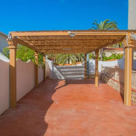 Corina - Plusholidays Villa *