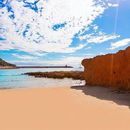 Corina - Plusholidays Ifach